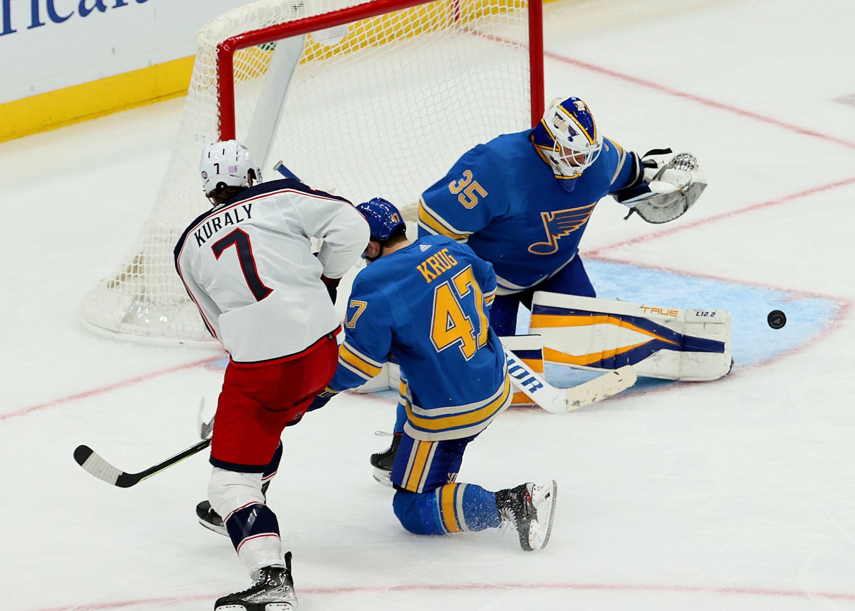 Blues host Blue Jackets
